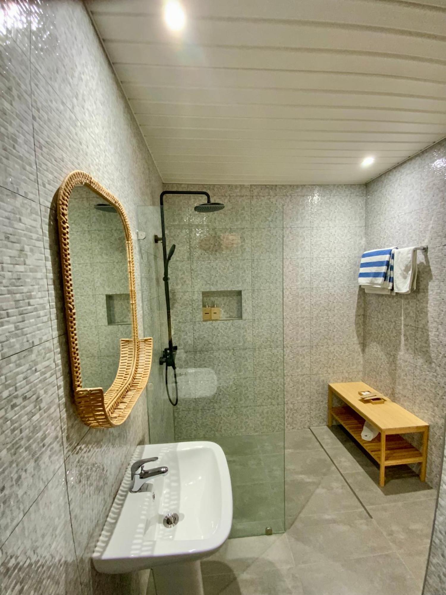 Tuburan Cove Beach Resort Buruanga 部屋 写真
